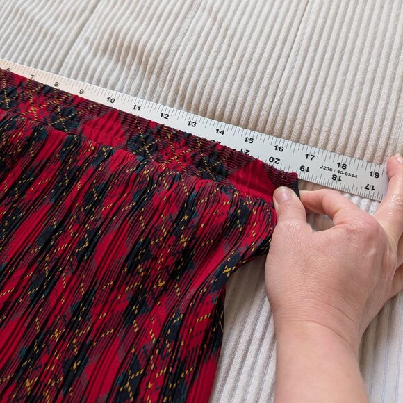 VINTAGE 1980s Koret tiny accordion pleated red plaid lightweight skirt EUC - Picture 4 of 8